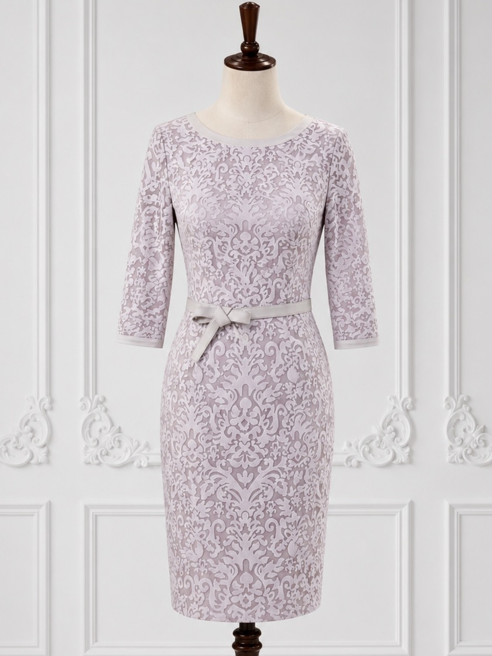 Elegant Women’s Jacquard Sheath Dress – Size US 10 / EU 40 – Like New